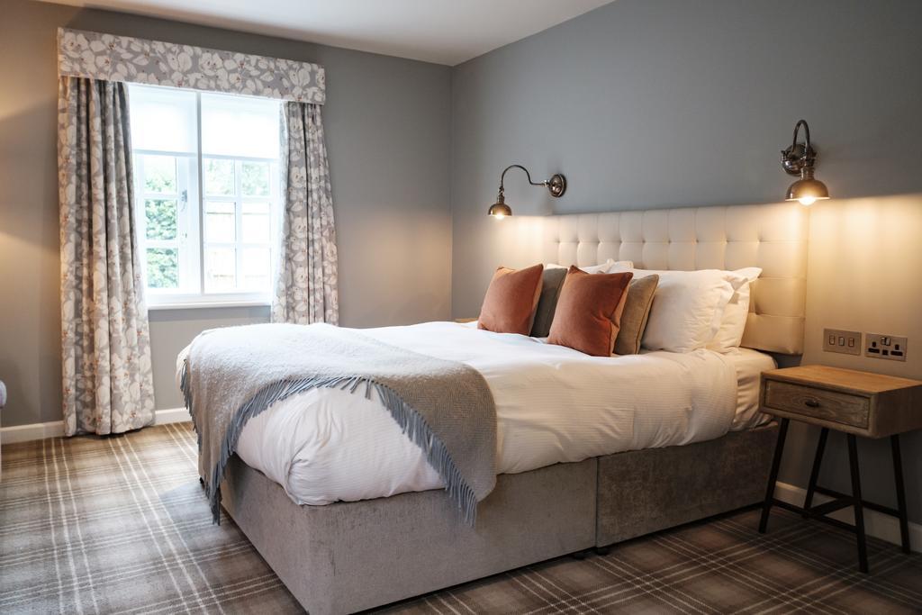 The Princess Royal Farnham  Exteriör bild