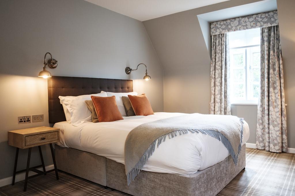 The Princess Royal Farnham  Exteriör bild